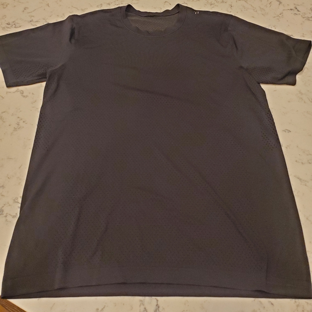 lululemon Men's Metal Vent Tech Breathe SS